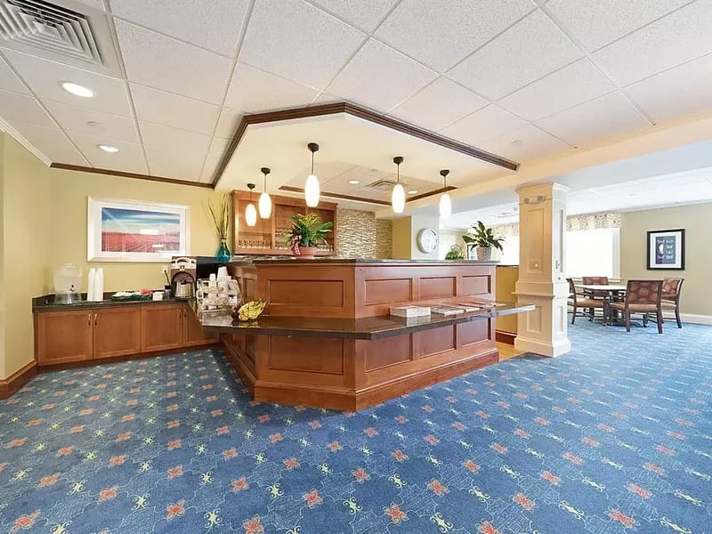 Christopher Heights Of Attleboro - Assisted Living in Attleboro, MA photo 3