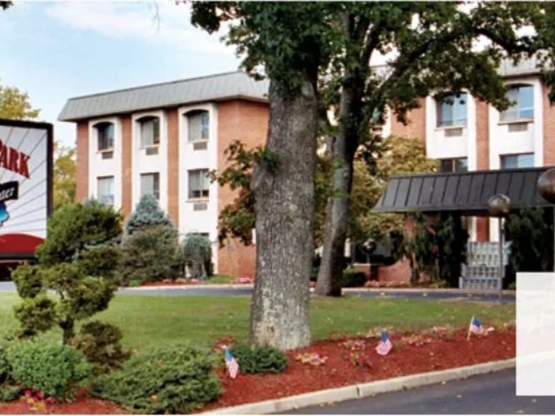 The Manor - Nursing Home in Freehold, NJ photo 2