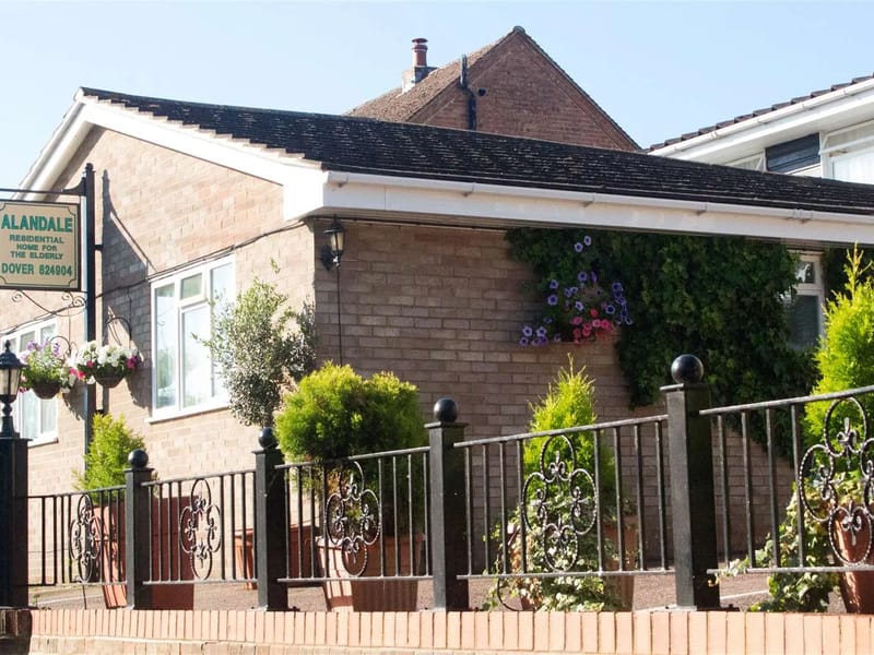 Alandale Residential Home - Assisted Living in Dover, England photo 2