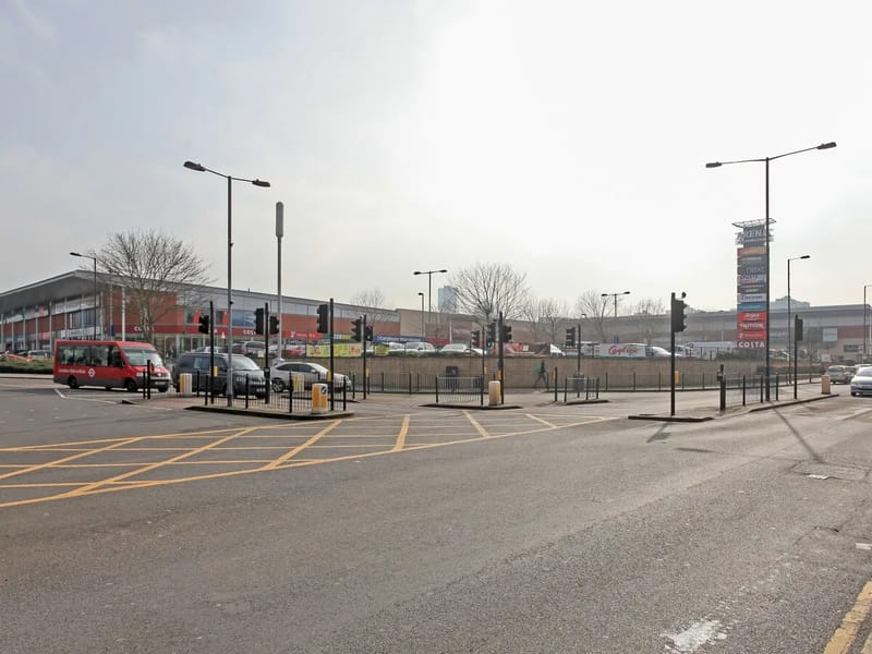 479 Green Lanes in London, England photo 3