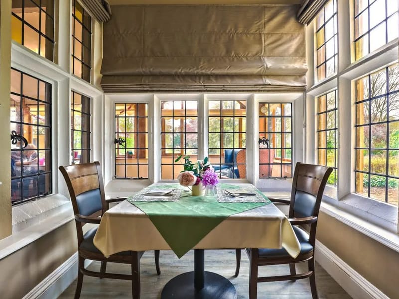 Duncote Hall Nursing Home - Nursing Home in Towcester, England photo 2