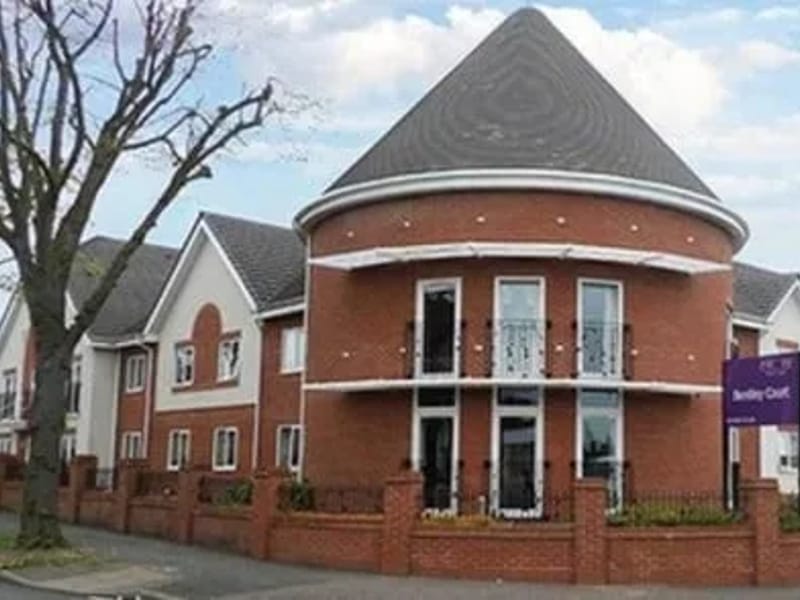 Bentley Court Care Home - Nursing Home in Wolverhampton, England photo 2