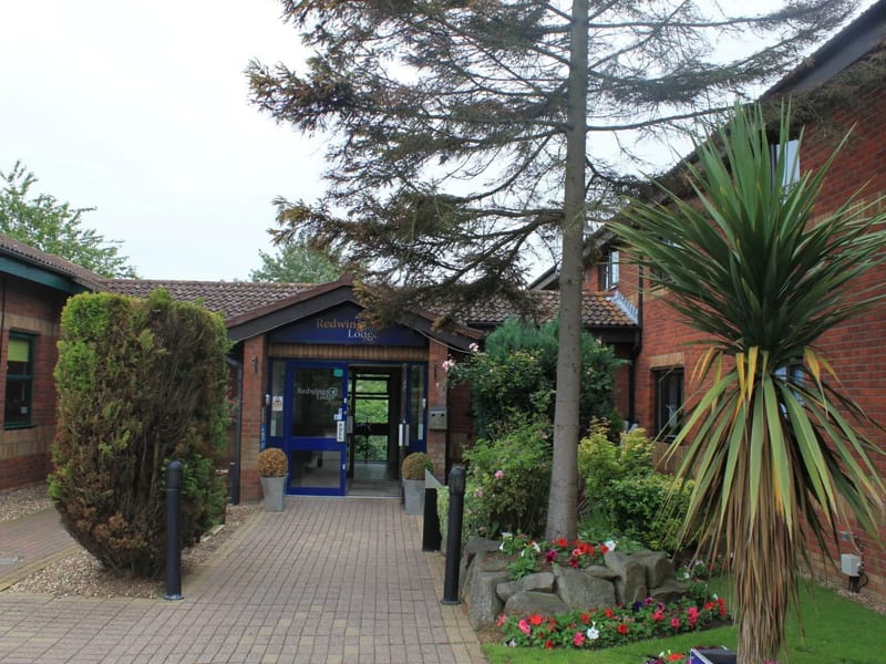 Ashton Lodge - Nursing Home in Dunstable, England photo 3