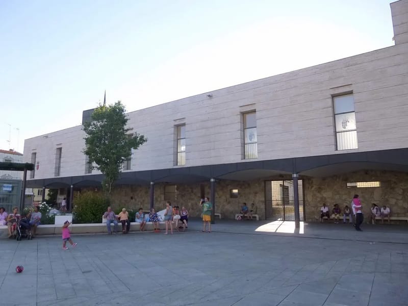 Centro Municipal De Mayores Padre Vallet - Hogar de Ancianos in Pozuelo De Alarcón, Madrid photo 1