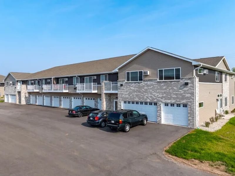 Alexandrite Manor Vna Apartments - Assisted Living in Neenah, WI photo 2