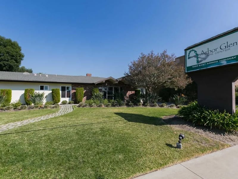 Arbor Care Center-Valhaven, LLC - Nursing Home in Valley, NE photo 2