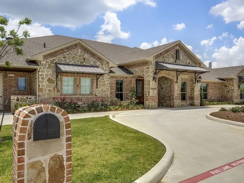 Avalon Memory Care Tuckerton — Assisted Living, Houston, TX · photo 3