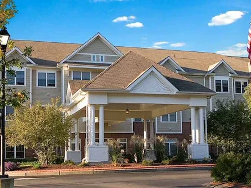 Bella Villa - Assisted Living in East Providence, RI photo 3