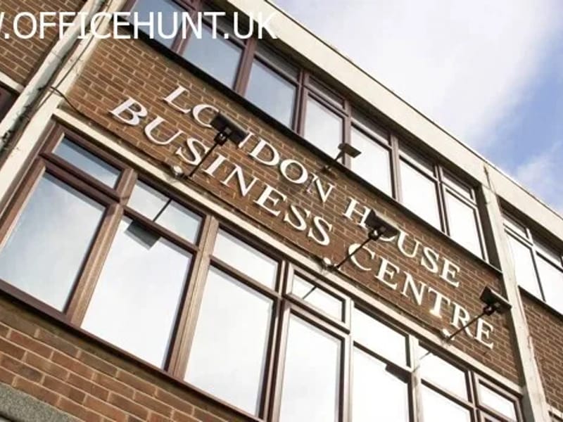 London House Business Centre Thames Road Crayford in Dartford, England photo 3