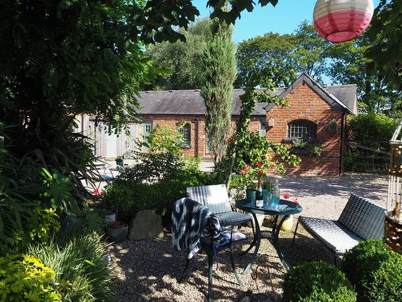 Blandford Lodge - Assisted Living in Hayes, England photo 2