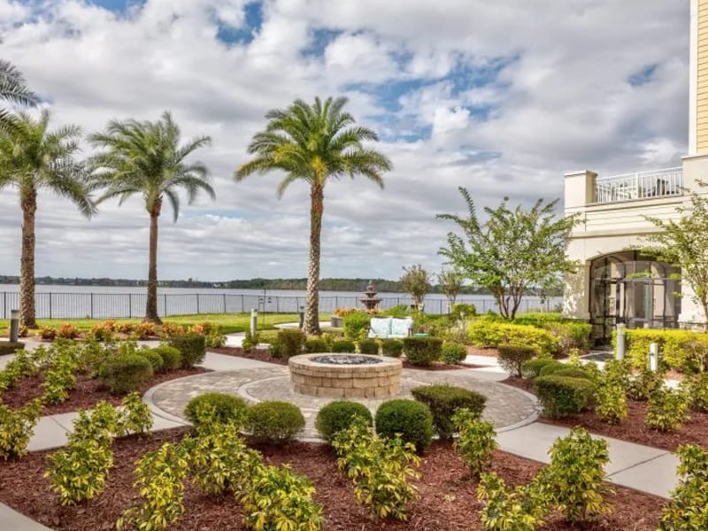 Azpira Of Windermere - Assisted Living in Windermere, FL photo 3