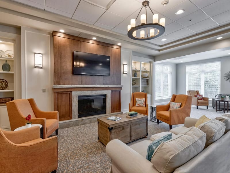 Azpira Of Windermere - Assisted Living in Windermere, FL photo 2