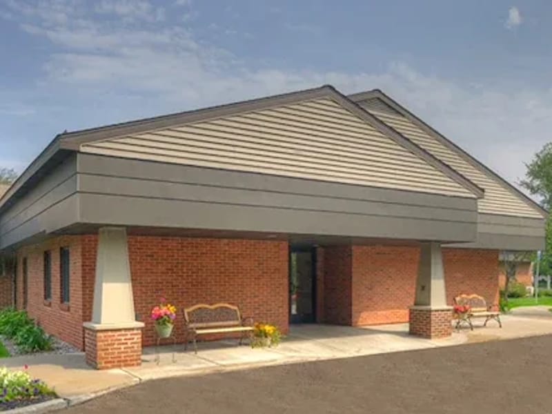 Heartwood Lodge Trinity Health - Nursing Home in Spring Lake, MI photo 2