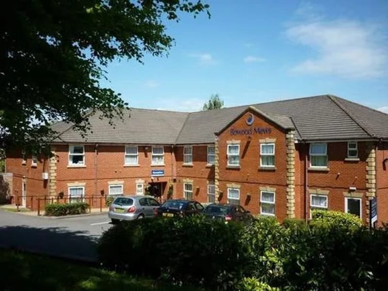 Bowood Court & Mews - Assisted Living in Redditch, England photo 3