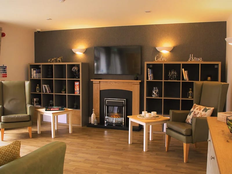 Oakview Residential Care Home - Assisted Living in Cheadle, England photo 2