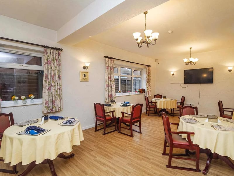 The Brooklands Residential Home - Nursing Home in Preston, England photo 2