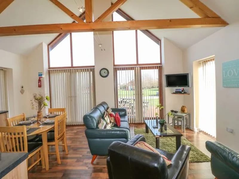 Birkdale Lodge - Assisted Living in Blackpool, England photo 4