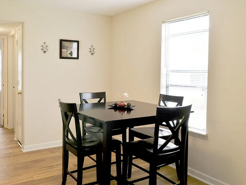 2 Pine Knoll - Assisted Living in Milledgeville, GA photo 3