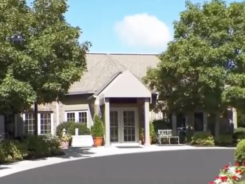 Burton'S Ridge - Assisted Living in Lima, OH photo 2