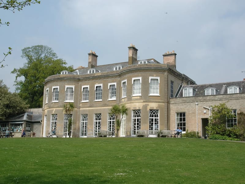 Upton Manor - Assisted Living in Poole, England photo 2
