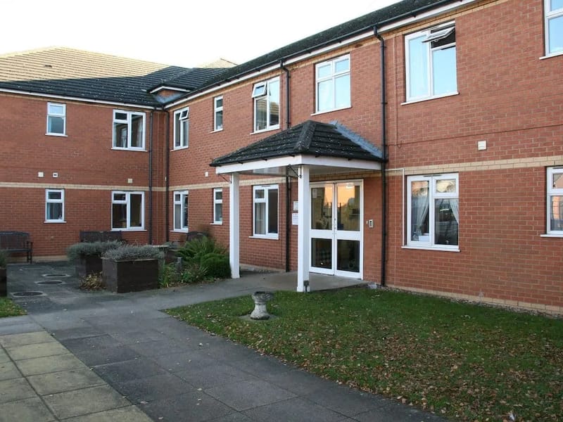 Swanholme Court - Nursing Home in Lincoln, England photo 2