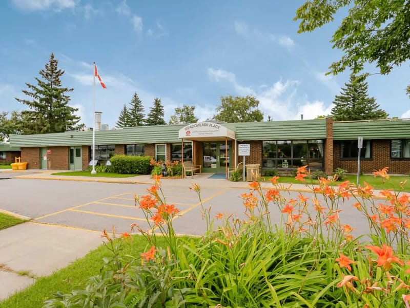 Meadowlark Lodge in Edmonton, AB photo 2