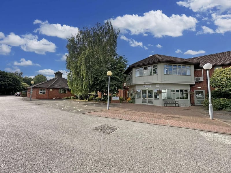 Hampton Court Care Home - Nursing Home in Wolverhampton, England photo 2