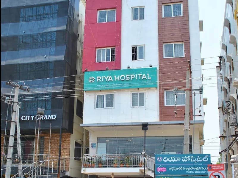 Riya Hospital (Unit of Vaishnavi Medicare and Diagnostic Research Centre) - अस्पताल in Warangal, Telangana photo 1