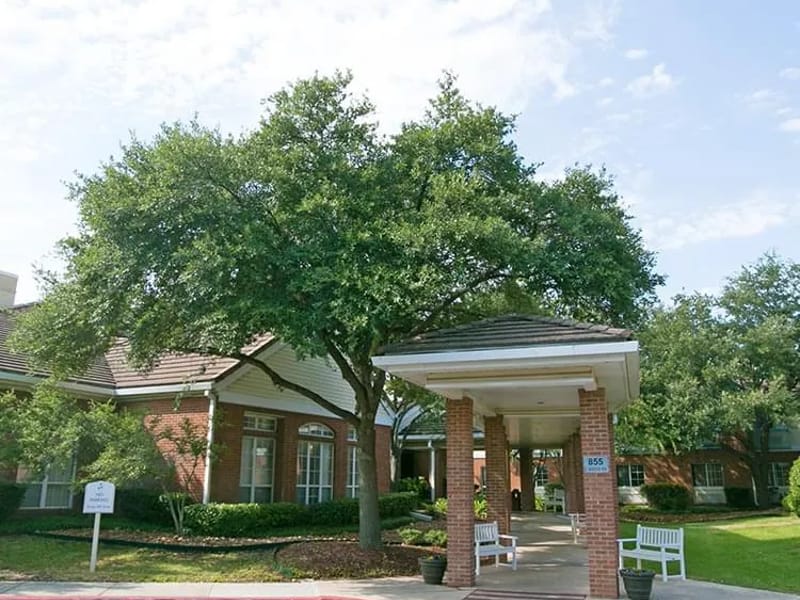Brookdale Alamo Heights — Assisted Living, San Antonio, TX · photo 3