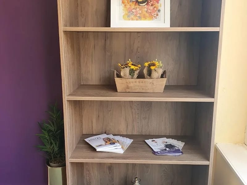 Helping Hands West Bridgford in Nottingham, England photo 5