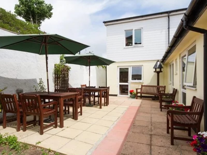 Primrose Lodge Weymouth - Nursing Home in Weymouth, England photo 3