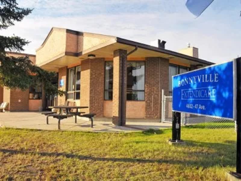 Extendicare Bonnyville - Nursing Home in Bonnyville, AB photo 2