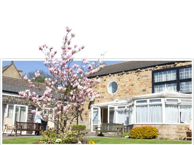 Thomas Owen House - Assisted Living in Dewsbury, England photo 2