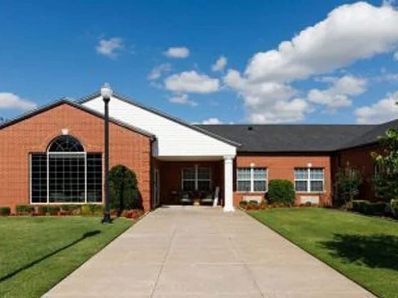 Arbor House Reminisce - Assisted Living in Norman, OK photo 2