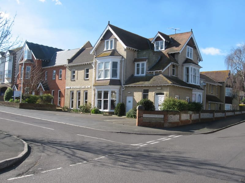 Rodlands Care Home - Nursing Home in Weymouth, England photo 3
