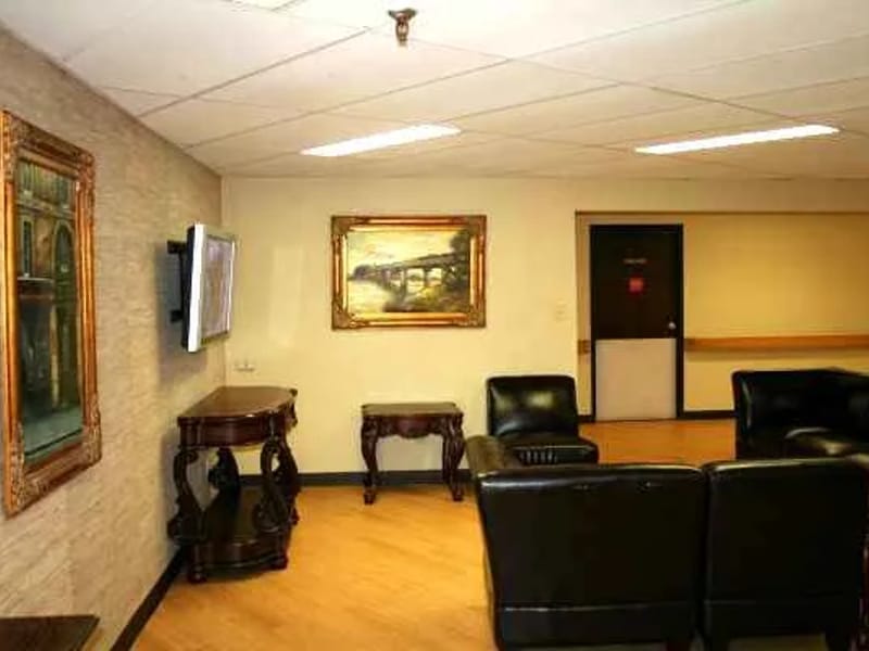 Corrigan Ltc Nursing & Rehabilitation — Nursing Home, Corrigan, TX · photo 3