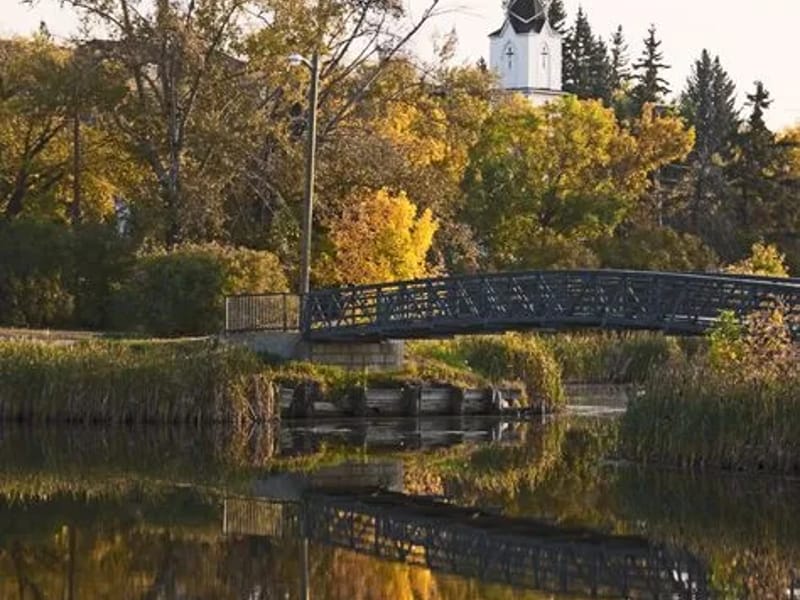 VIEWPOINT - Assisted Living in Camrose, AB photo 3