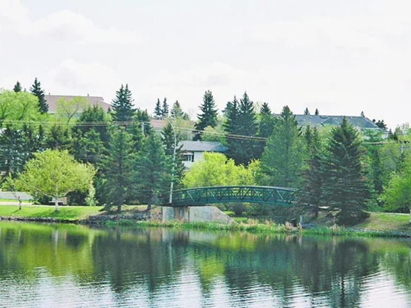 VIEWPOINT - Assisted Living in Camrose, AB photo 1