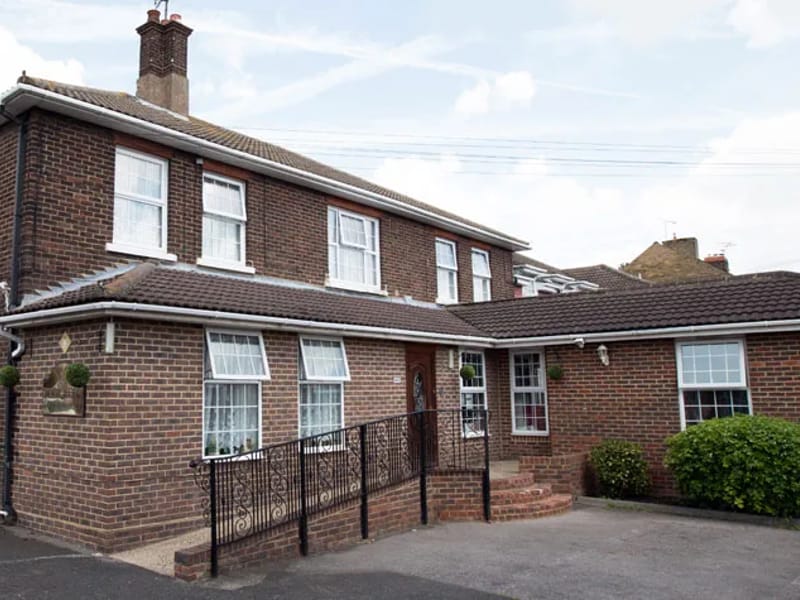 Blair Park Residential Care Home - Nursing Home in Sittingbourne, England photo 2