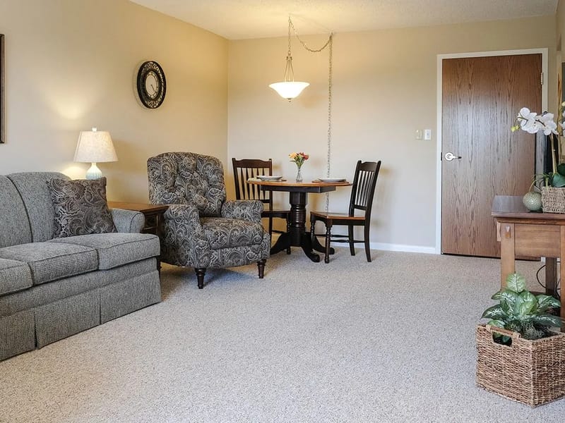 Friendship Manor Of Illinois - Assisted Living in Rock Island, IL photo 1
