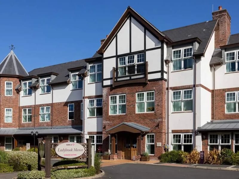 Ladybrook Manor in Stockport, England photo 3