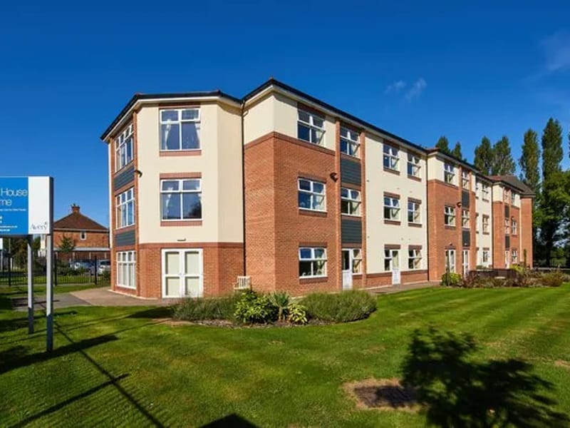 Hinckley House Care Home - Nursing Home in Hinckley, England photo 2