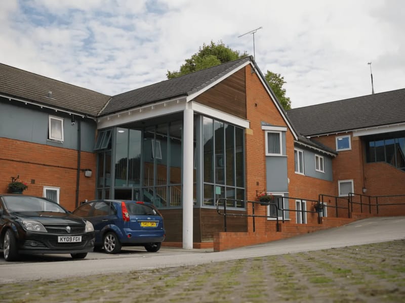 Penmar Supported Living - Assisted Living in Brentford, England photo 3