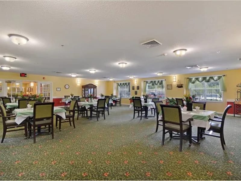 Elmcroft Of Kingsport - Assisted Living in Kingsport, TN photo 3