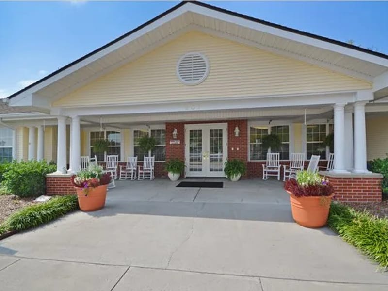 Elmcroft Of Kingsport - Assisted Living in Kingsport, TN photo 2