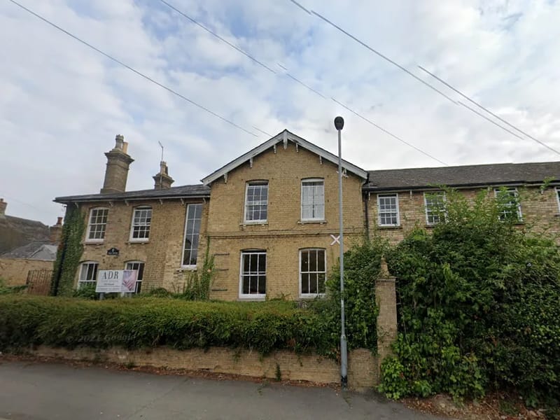 Hill House - Assisted Living in Huntingdon, England photo 2