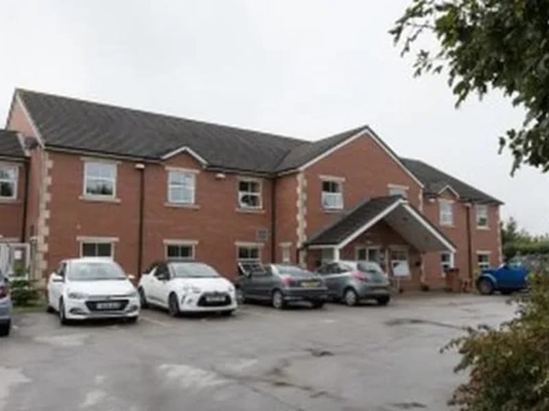 Owlett Hall - Nursing Home in Bradford, England photo 1