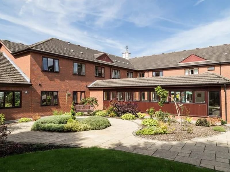 Arbour Court - Nursing Home in Stockport, England photo 5
