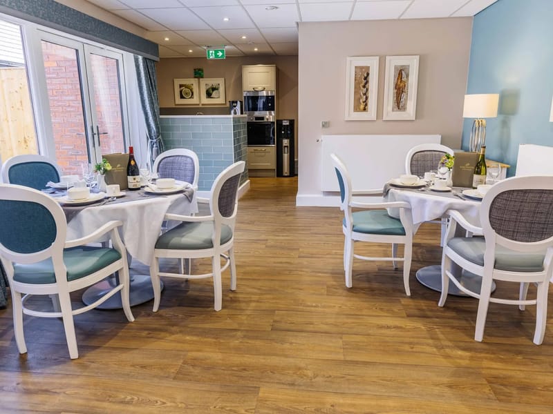Arbour Court - Nursing Home in Stockport, England photo 2