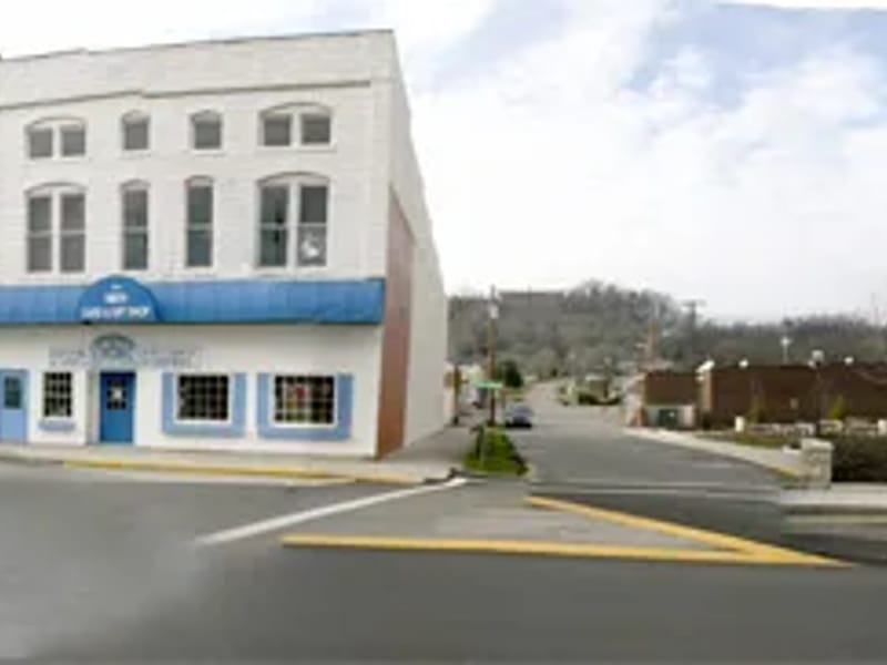 Cumberland Valley Nursing & Rehabilitation Center - Nursing Home in Burkesville, KY photo 3
